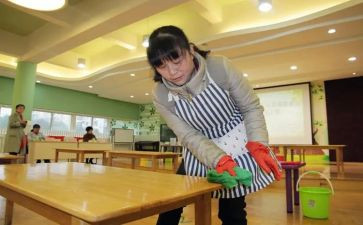 幼儿园保育员自我鉴定8篇