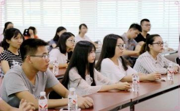 大学生助学金申请书5篇