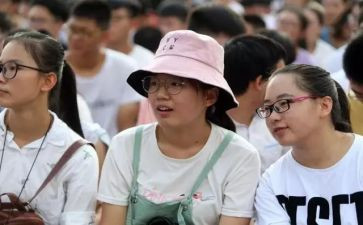 大一自我鉴定8篇