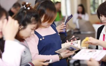 2024年对话的作文参考7篇