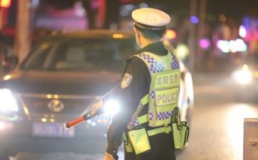 入交警的演讲稿8篇