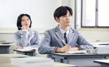 2022教师个人述职报告6篇