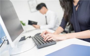 只二客服工作总结最新8篇