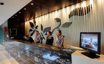 前台工作总结和计划精选8篇