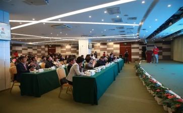 校长2024年度工作报告8篇
