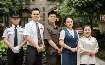 小区物业客服月工作总结优质8篇
