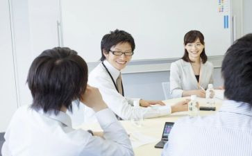 行政财务股工作总结8篇