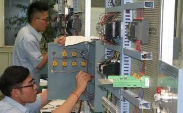 维修电工月工作总结推荐8篇