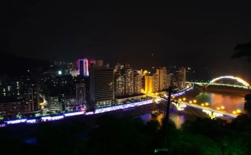午夜饭的作文5篇