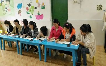 小班主班班务工作总结精选8篇